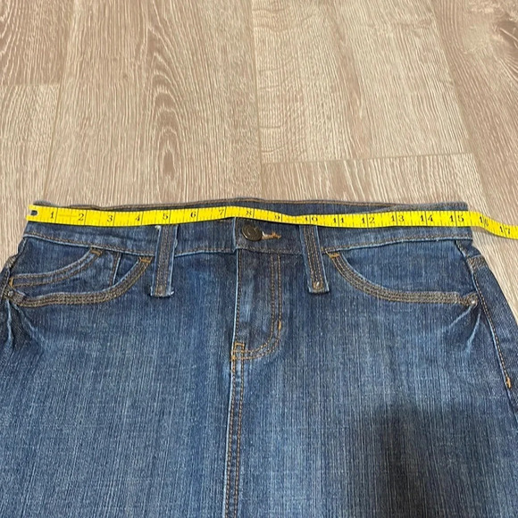 NWOT GAP Denim Jean Mini Skirt Size 4 - Picture 9 of 10